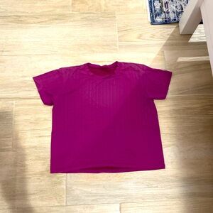 Rare Lululemon Magenta T-Shirt - Size 6